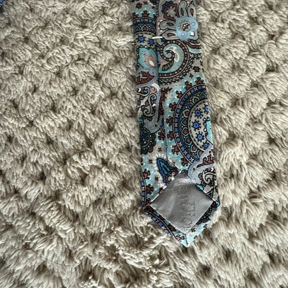 Christian Dior 100% Silk Paisley Men's Neck Tie Blue USA Made Vintage VTG